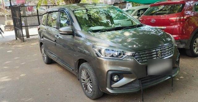 https://images10.gaadi.com/usedcar_image/3412286/original/VCC_1720704_116_1680157092_d89dd9df-46de-421b-a00d-c5f79ad0b1c6.jpg?imwidth=6400