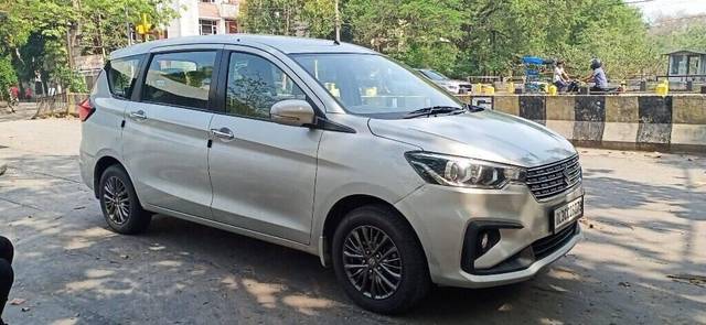 https://images10.gaadi.com/usedcar_image/3412292/original/VCC_IMG_1680151403136_1720678_334_1680151706_d235d6ac-727f-4ceb-87ee-8232dbb57653_917083e4-265b-40b3-b9d1-4e5834284e87.jpg?imwidth=6401