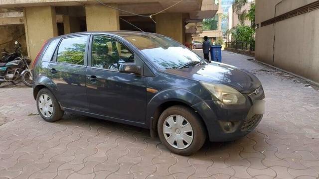 https://images10.gaadi.com/usedcar_image/3412870/original/VCC_1720873_333_1680172119_0a54036d-d8f1-4cc6-88e0-c004e016e114_c1b22931-7b8d-4cbf-afb3-6ee3e9ae433d.jpg?imwidth=6401