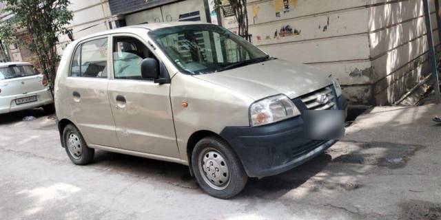 https://images10.gaadi.com/usedcar_image/3413137/original/VCC_1721044_116_1680242598_424162e2-a210-493e-bfd9-8be3a77705a8.jpg?imwidth=6400