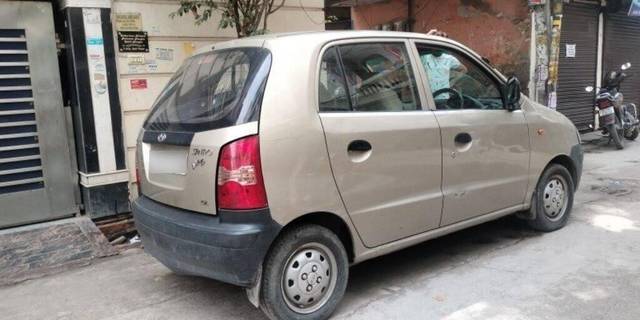 https://images10.gaadi.com/usedcar_image/3413137/original/VCC_1721044_329_1680242398_7d74bb7e-3d0b-4133-bac9-d4ff0755b35f_424162e2-a210-493e-bfd9-8be3a77705a8.jpg?imwidth=6402