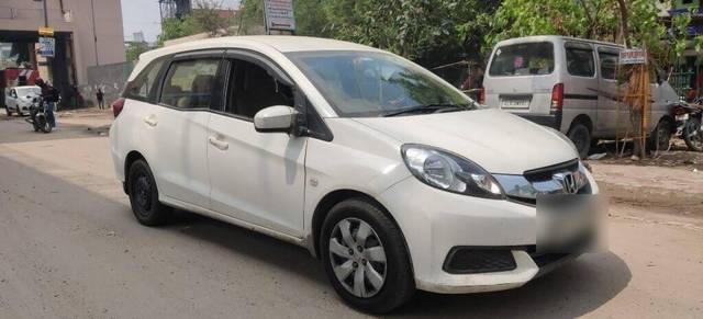 https://images10.gaadi.com/usedcar_image/3413862/original/VCC_1721109_334_1680254098_2868b34e-9840-4ac3-a869-0a68c4acab17_a34ea156-d288-43d8-8f6b-8f6c33008eb3.jpg?imwidth=6401