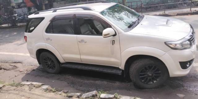 https://images10.gaadi.com/usedcar_image/3413919/original/VCC_IMG_1680242695030_1721058_97_1680243255_8fd4624d-4d26-4584-a24a-f0c8526dae8a_0cac03a5-4a00-4638-a0da-2faf09490191.jpg?imwidth=6402