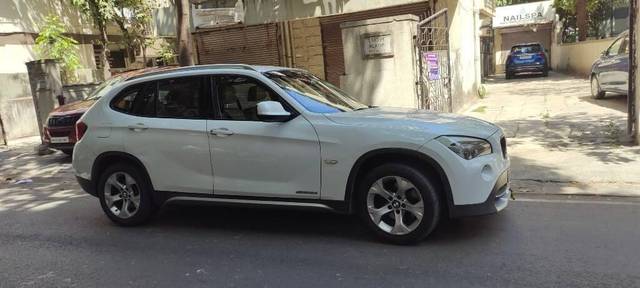 https://images10.gaadi.com/usedcar_image/3416283/original/VCC_IMG_1680425356169_1721480_333_1680425684_2c4fd31e-2c93-494b-a240-3c4b7b2519db.jpg?imwidth=6402