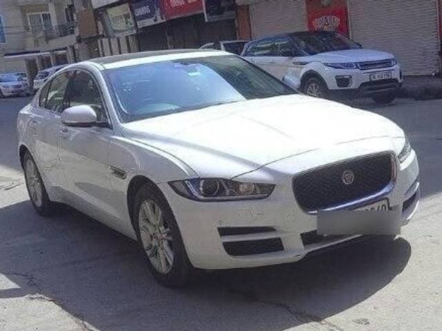 https://images10.gaadi.com/usedcar_image/3416897/original/zz1_crop_img_6484428b6a0b9_1686389387.jpg?imwidth=6400