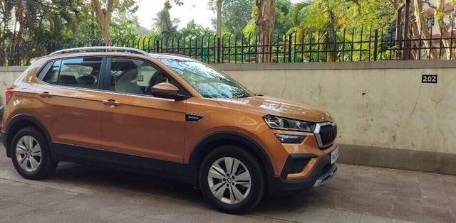 https://images10.gaadi.com/usedcar_image/3418875/original/ba3cb69f-b655-49cd-bef4-6fc409a5bdf0-VCC_IMG_1680781640709_1722895_334_1680781806_e425ea1c-6154-410a-9f04-82ea956f615b_6634900e-3d61-4850-bcac-d2d1ab17ce91.jpg?imwidth=6401