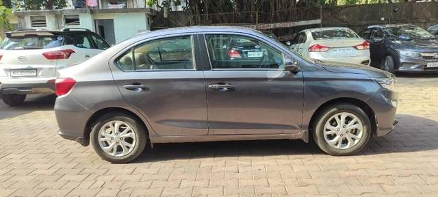 https://images10.gaadi.com/usedcar_image/3419913/original/de1976d9-0f20-4d25-b749-99881bed4556-VCC_IMG_1680864079934_1723207_97_1680864100_aeebf9ee-b83c-4c5c-897e-5542331a4abb_78f1a514-ec70-4d71-a234-84a5deb936dc.jpg?imwidth=6401
