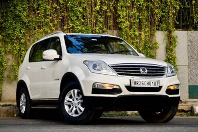 https://images10.gaadi.com/usedcar_image/3420369/original/8cb0f1c4-ed64-461a-8865-ec2fdf784a46-used_car_2747972_1688319355.jpg?imwidth=6400