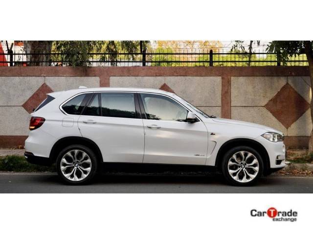 https://images10.gaadi.com/usedcar_image/3421794/original/usedcar_whatsappimage2023_04_11at74948am_6__63461681188911_1681189087_7e9a9b74-c4b5-434c-bfd0-1629c76c4105_c1494a90-3dc8-4cac-9e45-3d09724501ee.jpeg?imwidth=6401