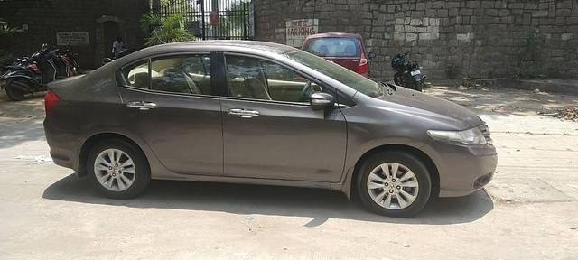 https://images10.gaadi.com/usedcar_image/3427583/original/VCC_IMG_1681627984982_1726133_333_1681628038_abecf07c-1fd0-4f8e-a5c4-36302b33c503_89334266-325f-476a-83f0-150e1f4cbf08.jpg?imwidth=6402