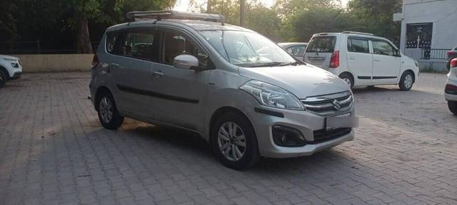 https://images10.gaadi.com/usedcar_image/3430733/original/VCC_1728454_116_1682081328_2d7d1733-0007-4a89-908c-442938bae2e2_d29aa526-a53f-4cca-a195-71b610050063.jpg?imwidth=6401