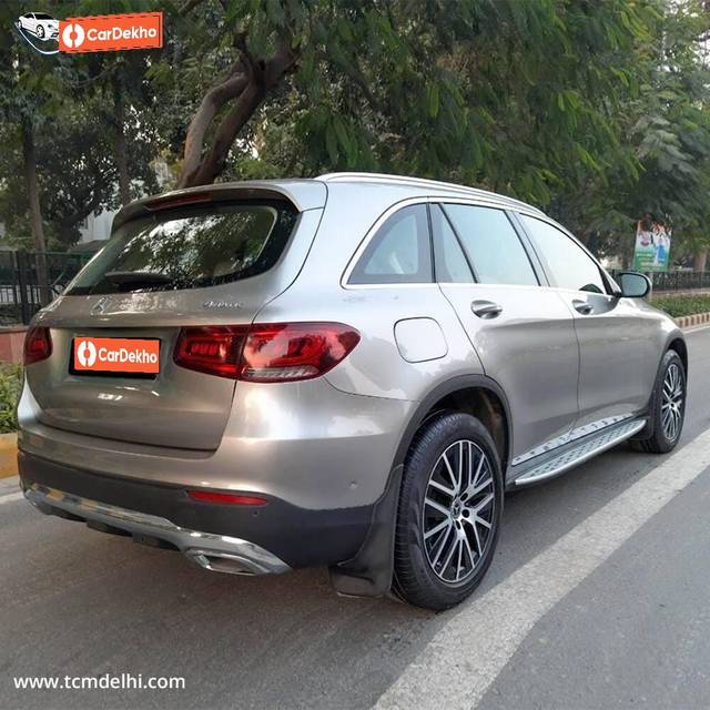 https://images10.gaadi.com/usedcar_image/3430737/original/used_car_2756951_1682170894_afe9a94e-349b-44f6-b49a-060994ae9907_cf7719e7-34cd-4725-abff-2a25bef103e4.jpg?imwidth=6402