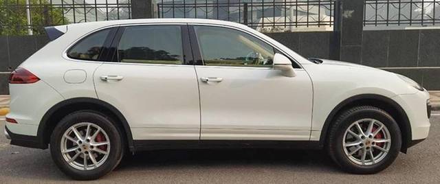 https://images10.gaadi.com/usedcar_image/3430749/original/zz1_crop_img_64842c49c1dc2_1686383689.jpg?imwidth=6401