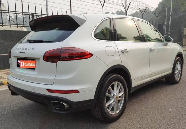 https://images10.gaadi.com/usedcar_image/3430749/original/zz1_crop_img_64842c5a45aa9_1686383706.jpg?imwidth=6402