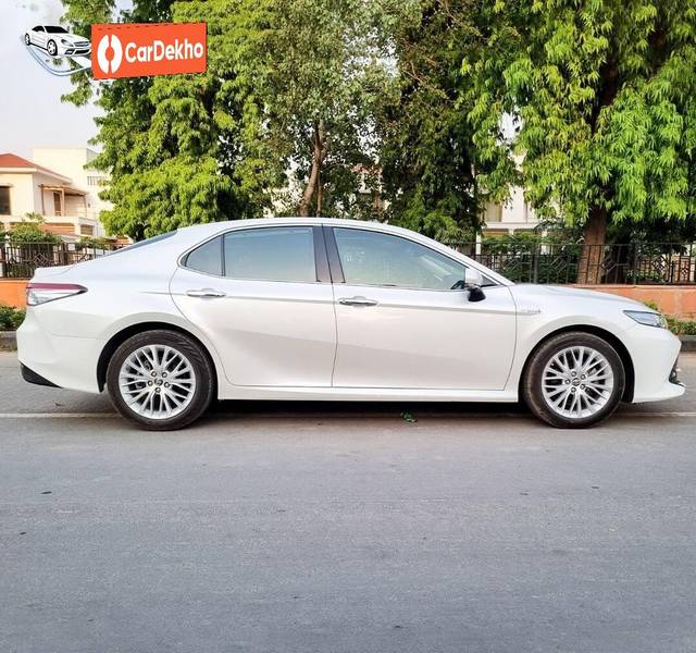 https://images10.gaadi.com/usedcar_image/3430873/original/used_car_2757028_1684411293_89276a89-cd05-4bd0-8cf7-d22ebc2aa403_67d6e8af-07d0-49a6-beec-ac4ae301f577.jpg?imwidth=6401