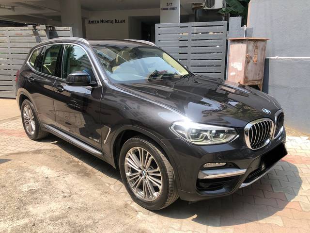 https://images10.gaadi.com/usedcar_image/3432735/original/img2758669__used_car_2758669_1697695159.jpg?imwidth=6400