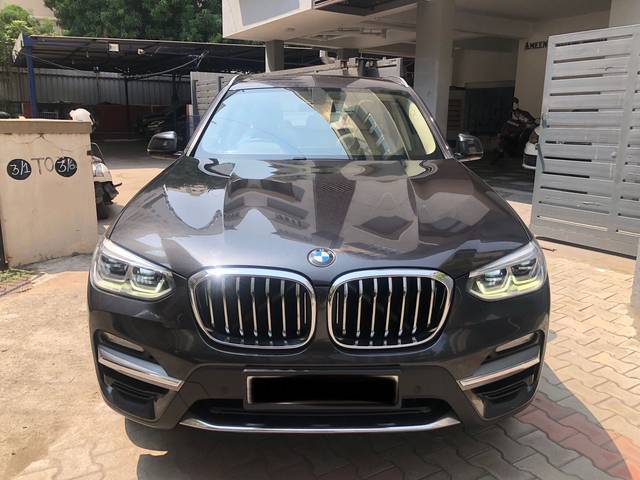 https://images10.gaadi.com/usedcar_image/3432735/original/img2758669__used_car_2758669_1697695160.jpg?imwidth=6401