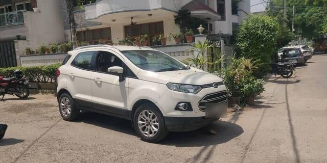 https://images10.gaadi.com/usedcar_image/3433386/original/3f4e17df-19e6-443d-bd55-7b919277c8f5-VCC_1729175_116_1682404612_709700f3-0f40-49eb-a5ff-670f6145c16b_dd7154ad-5d3a-4cee-a418-dfcae0cd91a0.jpg?imwidth=6400