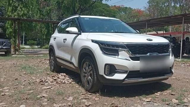 Kia Seltos HTX G Kia Seltos HTX G