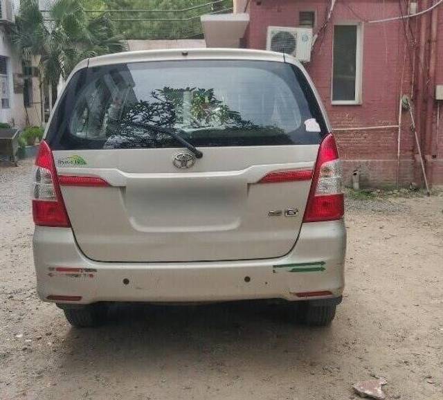 https://images10.gaadi.com/usedcar_image/3433909/original/981efee1-a983-4f50-8dcc-b6c6621fb6a4-VCC_1729322_96_1682421237_bc9a8533-ce25-4a77-a1b0-12e897cdd98b_34bce7d7-8c0d-4ae1-a384-f8027c12a614.jpg?imwidth=6402