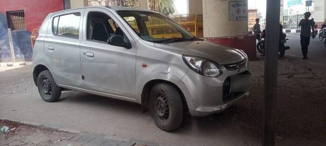 https://images10.gaadi.com/usedcar_image/3434546/original/49c9c624-0641-4881-bc2a-1b6fe36e57e0-VCC_1729613_116_1682502737_602bef5e-fb5d-413d-8ab8-55122fc5b214_a4b5b8c2-fdf4-462b-b176-298ddb948547.jpg?imwidth=6400