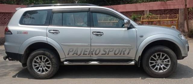 https://images10.gaadi.com/usedcar_image/3435051/original/zz1_crop_img_6493f36a08b8e_1687417706.jpg?imwidth=6401