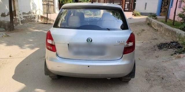 https://images10.gaadi.com/usedcar_image/3435538/original/ce84a968-43ee-4bb9-9e17-d486ea1e4b1f-VCC_1730204_96_1682661131_b6736e11-e3d3-4d01-87c1-80d5b87b1045.jpg?imwidth=6402