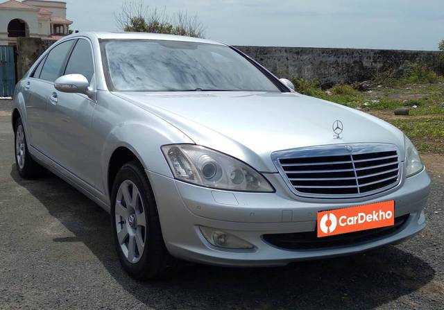 https://images10.gaadi.com/usedcar_image/3435622/original/used_car_2761093_1686376799_f722802c-5026-46b5-9fa8-94d350936682.jpg?imwidth=6400