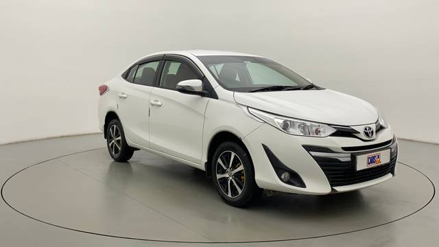 https://images10.gaadi.com/usedcar_image/3435678/original/03319a28-3777-4772-a6d7-c56c19227fa7-42.jpg?imwidth=6400