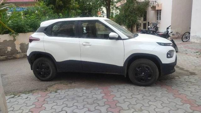 https://images10.gaadi.com/usedcar_image/3436750/original/bb2e60e5-8ad4-44ee-ae28-5535c69f3159-VCC_IMG_1682741090144_1730463_97_1682741352_fa281698-1047-4e90-9e00-9dd9f4a81dd2.jpg?imwidth=6401
