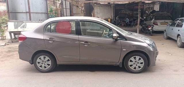 https://images10.gaadi.com/usedcar_image/3437060/original/ae7d79f2-31c6-486b-8e38-22fce0db8f27-VCC_IMG_1682763724274_1730641_97_1682763865_3c6da21a-c417-4d6e-97ab-af3c25395e9f_684148be-09f3-4c9b-9875-b96ea966f2f7.jpg?imwidth=6401