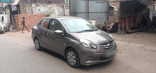 https://images10.gaadi.com/usedcar_image/3437060/original/b049a324-9979-49c7-8381-c33f76cbea5a-VCC_1730641_116_1682768522_3c6da21a-c417-4d6e-97ab-af3c25395e9f_684148be-09f3-4c9b-9875-b96ea966f2f7.jpg?imwidth=6400