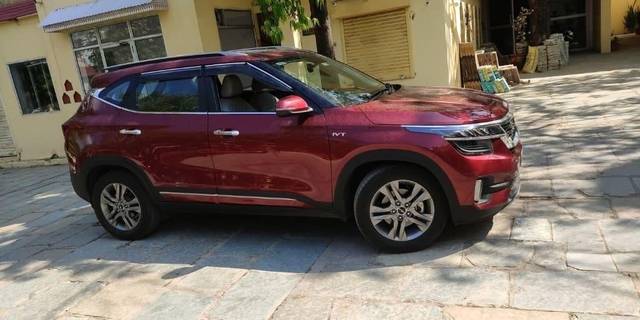 https://images10.gaadi.com/usedcar_image/3437063/original/5351a73f-768d-4154-9fbd-4f30cf9db18c-VCC_IMG_1682761666952_1730629_97_1682761992_ce826c2e-4ec5-4eb4-9a8f-39cce4c8fef8.jpg?imwidth=6401