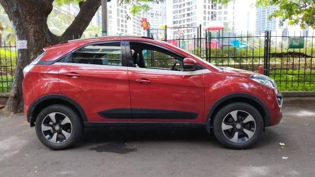 https://images10.gaadi.com/usedcar_image/3438665/original/fadac719-6c46-4d39-8ec4-5d2c2e1344e3-VCC_IMG_1682932530442_1731044_97_1682932659_d06376ca-9556-4e02-8c10-6348823014af_f8f27edf-8eca-4bde-aafc-0a4d542497a5.jpg?imwidth=6402