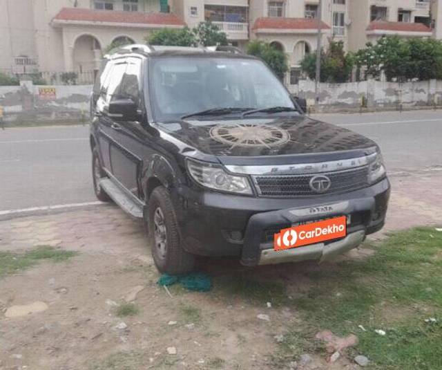 https://images10.gaadi.com/usedcar_image/3439359/original/3583f2e3-8af5-4ac6-af54-18c8504fcf9c-VCC_IMG_1683022225295_1731327_116_1683022566_8c4fc2d9-9140-4a82-9408-185c524b48ce_5f873b07-e500-4e05-9a6c-e7f3db4aa80c.jpg?imwidth=6400