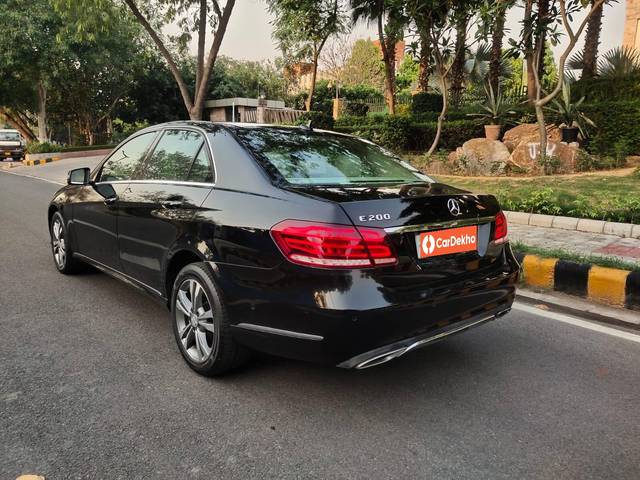 https://images10.gaadi.com/usedcar_image/3439511/original/used_car_2764378_1683640672_b2267ba9-a238-4ed7-82e0-bd42adc9285f.jpg?imwidth=6402