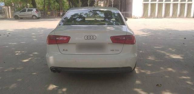 https://images10.gaadi.com/usedcar_image/3440042/original/d24b451b-8347-456d-b406-4d1df4b92b86-VCC_1731610_96_1683103276_f888cf2c-e26d-4d69-8905-6cb6f7c77cde.jpg?imwidth=6402