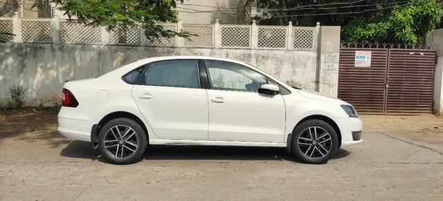 https://images10.gaadi.com/usedcar_image/3440451/original/9e90341a-2815-43d4-9f9a-70a8bdd4eefb-VCC_IMG_1683172285641_1732013_97_1683172552_8bb36c74-fe7e-4579-882c-226b899e18e7.jpg?imwidth=6401