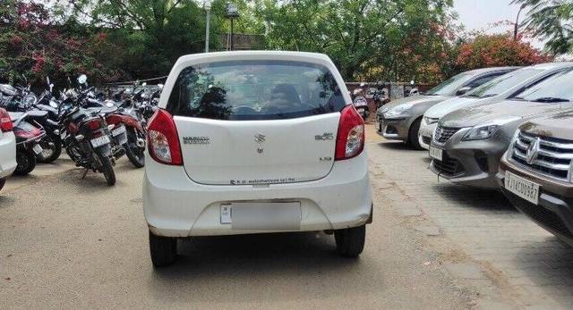 https://images10.gaadi.com/usedcar_image/3440596/original/6a7246b4-ce5e-40e9-bd32-57c8207bebb5-VCC_1732041_96_1683181668_1137d6eb-dee3-430f-ad3f-06c75dea52c2.jpg?imwidth=6402