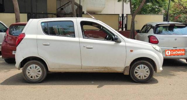https://images10.gaadi.com/usedcar_image/3440596/original/9d31cdc1-bff8-4ea2-ac12-3fa5a67f759a-VCC_IMG_1683178640961_1732041_97_1683178915_1137d6eb-dee3-430f-ad3f-06c75dea52c2.jpg?imwidth=6401
