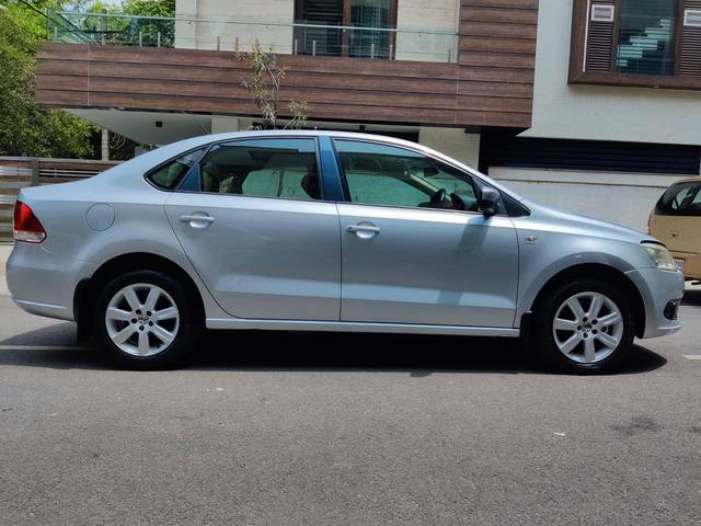 https://images10.gaadi.com/usedcar_image/3442274/original/used_car_2766747_1683443266_015da284-969f-4eae-910c-65725ba06c7f.jpg?imwidth=6401