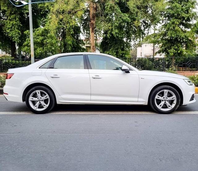 https://images10.gaadi.com/usedcar_image/3442636/original/used_car_2766986_1684146511_2c608a65-4538-4b5c-8eda-43d158c62a7c.jpg?imwidth=6401