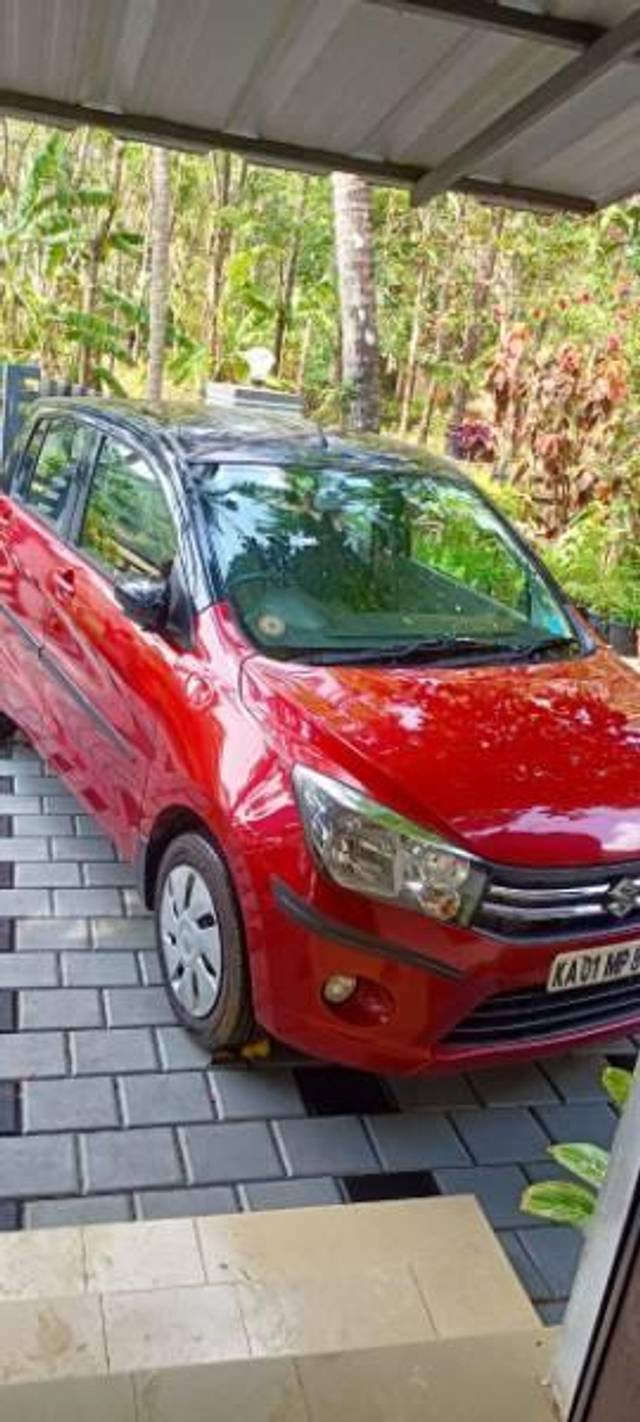 https://images10.gaadi.com/usedcar_image/3445637/original/f27e3bc7-ef1a-4536-9060-9950239659fa_fb00de09-29b2-4290-a12e-bab1e19421ec.jpg?imwidth=6400