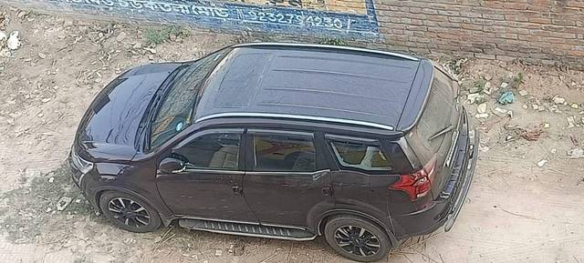 https://images10.gaadi.com/usedcar_image/3445663/original/6b4f2843-db18-40d6-84ed-4f34f8139fb6_ba0894ef-cd0f-4bfa-8a07-83e836fbcd07.jpg?imwidth=6402