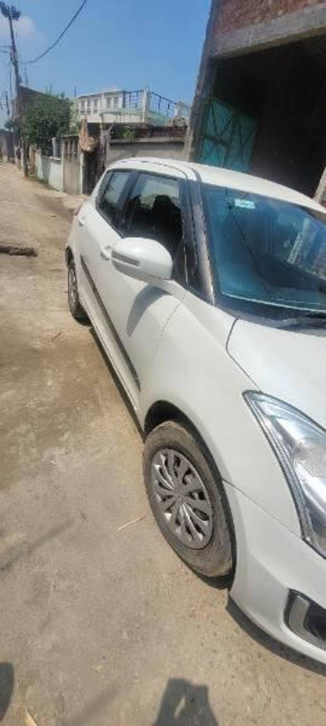 https://images10.gaadi.com/usedcar_image/3446144/original/90cd531b-099e-4d3a-9b54-1315cf59b375_2b0cfa50-2104-451b-94d6-612155af83dc.jpg?imwidth=6401