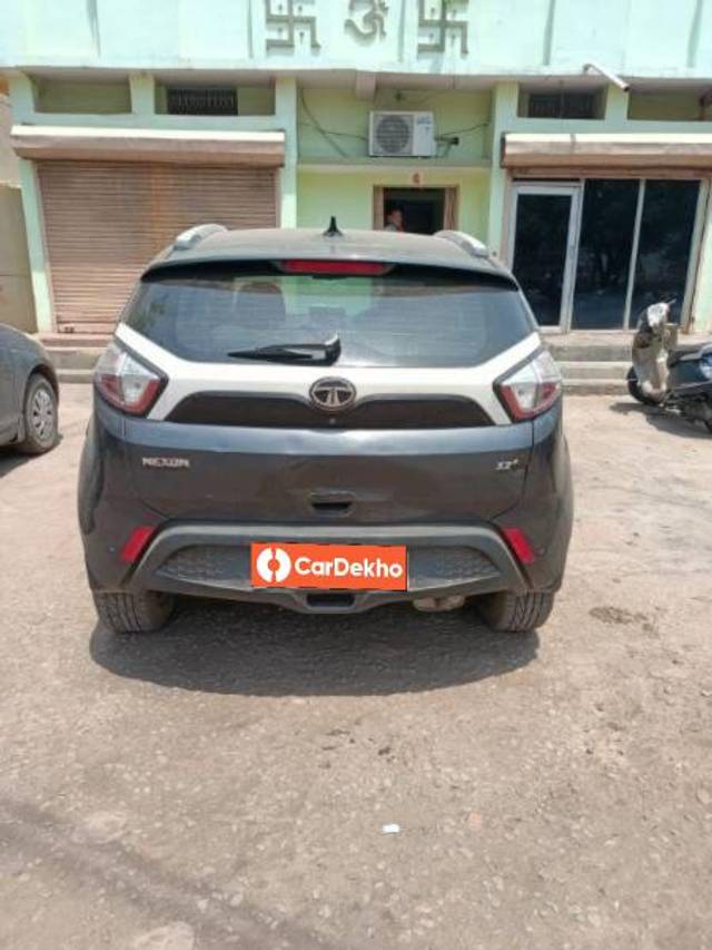 https://images10.gaadi.com/usedcar_image/3446401/original/b3725283-0d78-4cbf-802d-0840dfba9ad9_87e7ab4e-0d2f-48d4-984e-bdc8c4e8c2d3.jpg?imwidth=6401