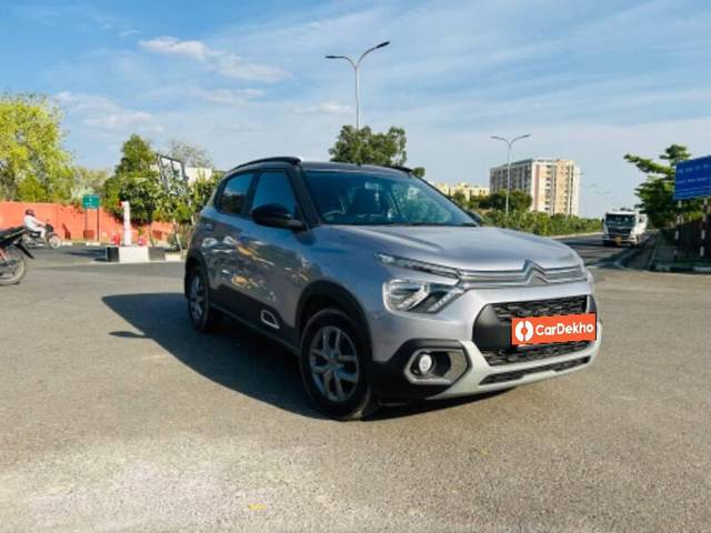 https://images10.gaadi.com/usedcar_image/3446842/original/704f9846-bd57-4081-a2b6-93a6bfcdf6d7_06009372-60a6-4ffe-ab1b-2093f37ebdaf.jpeg?imwidth=6400