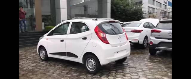 https://images10.gaadi.com/usedcar_image/3447076/original/2e56d1f4-c31b-486d-9d19-6b5e9fe66f31_f9695528-1e7f-4b18-bfd4-41290b8f3f36.jpg?imwidth=6401