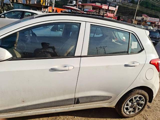 https://images10.gaadi.com/usedcar_image/3447117/original/81c1e6a6-3801-418d-9fdd-138f6dc7bcae_b0607bdf-62aa-4743-8b8e-f2286f8b1e01.jpg?imwidth=6401