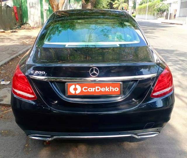 https://images10.gaadi.com/usedcar_image/3447161/original/used_car_2770756_1684045921_57492dc5-7f55-4cae-97b5-6965b1b31bac.jpg?imwidth=6401